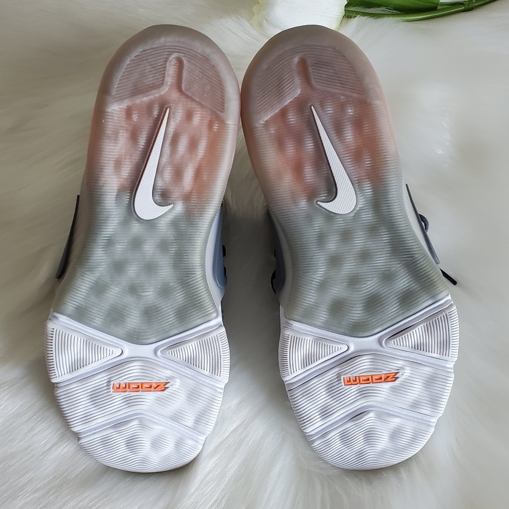 Size 6.5 NIKE ZOOM TRAIN COMMAND MENS - Picture 4 of 5